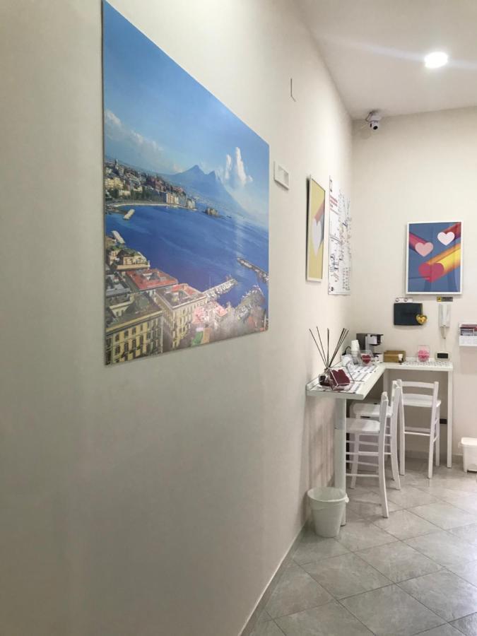 Regy Bed & Breakfast Наполи Екстериор снимка