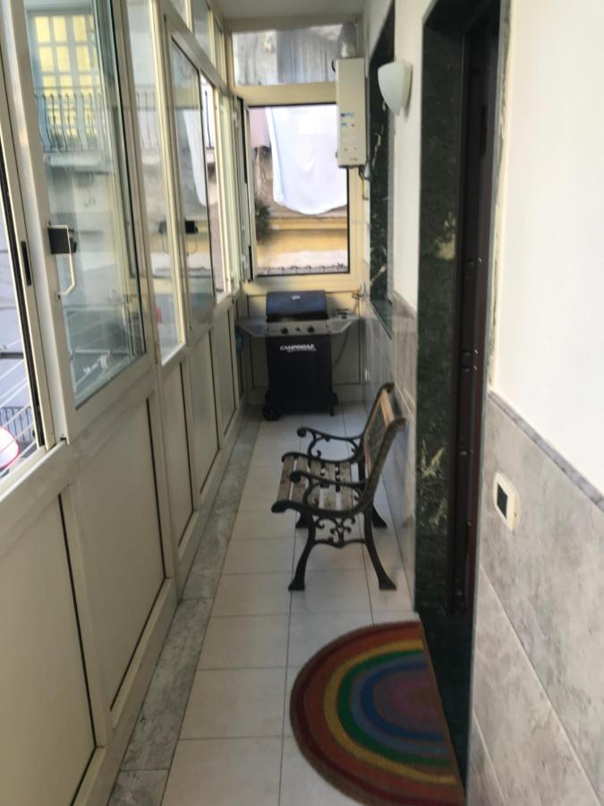 Regy Bed & Breakfast Наполи Екстериор снимка