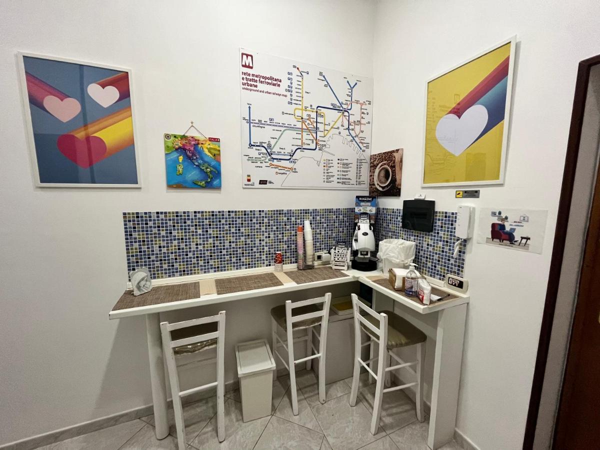 Regy Bed & Breakfast Наполи Екстериор снимка